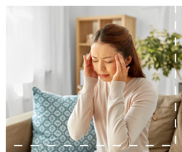 頭が重そうな女性